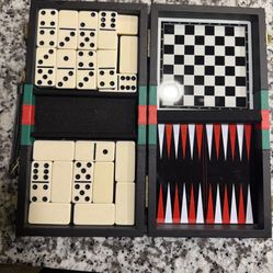 Mini Travel Dominoes, Chess, Bsckgammon