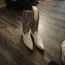 Mexican style boots
