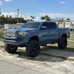 2019 TOYOTA TACOMA DOUBLE CAB TRD SPORT