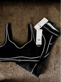 Brand new alo set with white piping