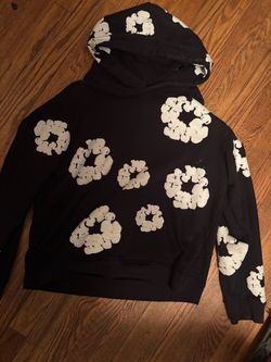 Size M denim tears hoodie