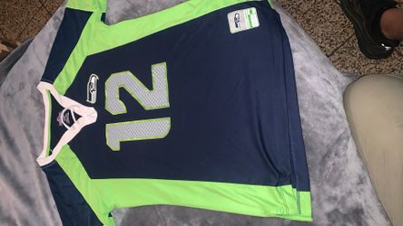 Seattle Seahawks Lady Size M $30