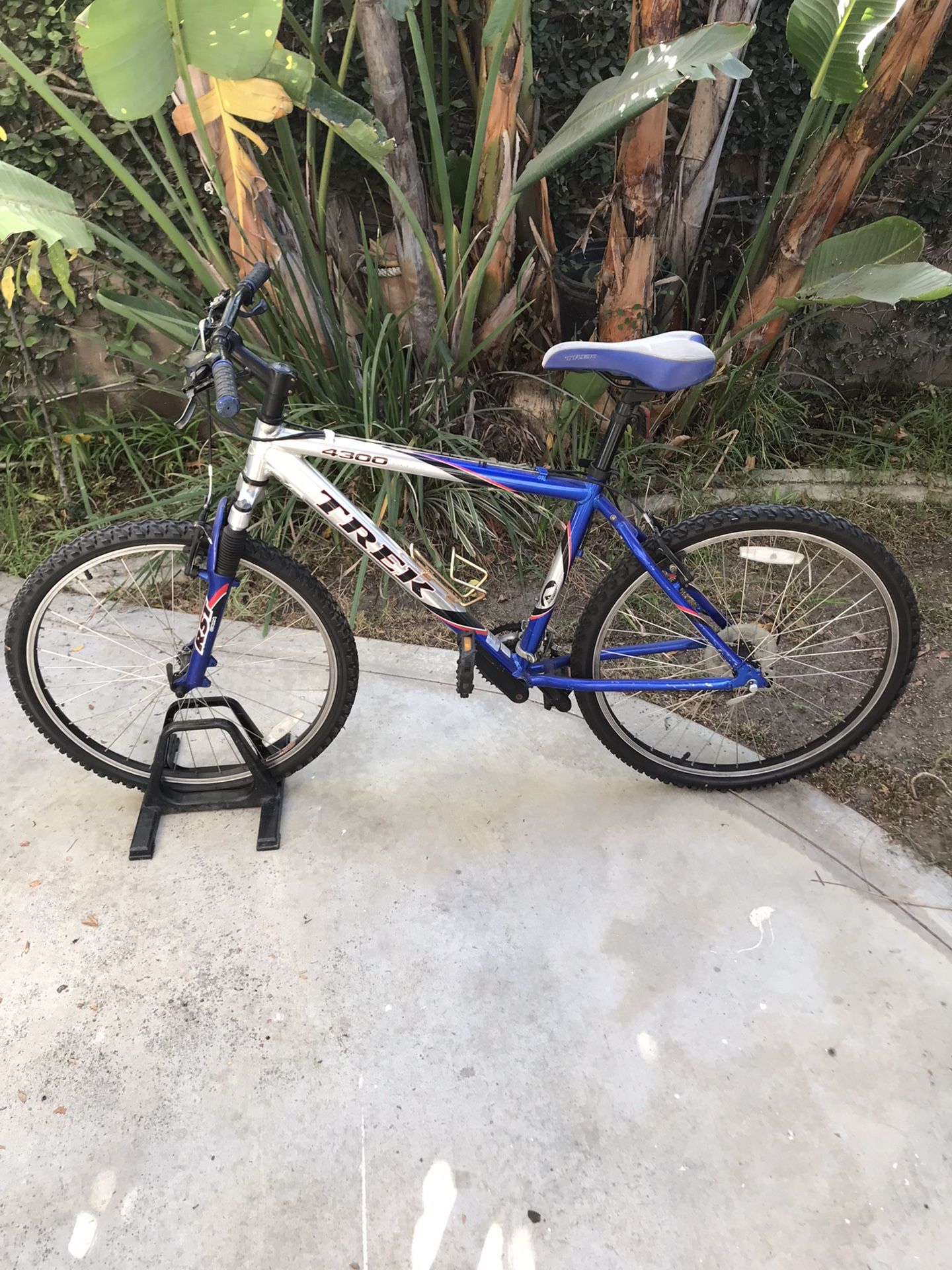 Trek 4300 $95 / K2 Seaside $95 / Nishiki $85 obo