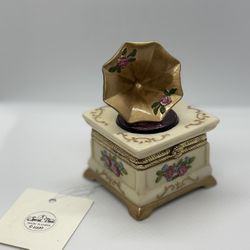 Victorian Style Gramophone Decorative Horn Record Player Small Porcelain Trinket