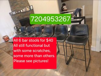 6 used bar stools all for $40 ok condition. Baratísimas sillas de bar