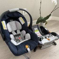 Chicco Baby Car Seat With Base