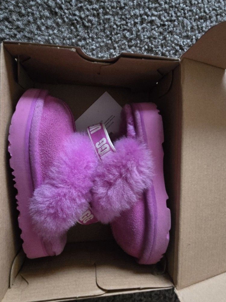 Toddler Ugg Slides