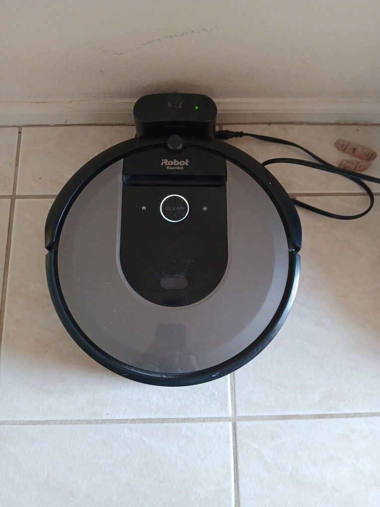 IRobot Roomba I8