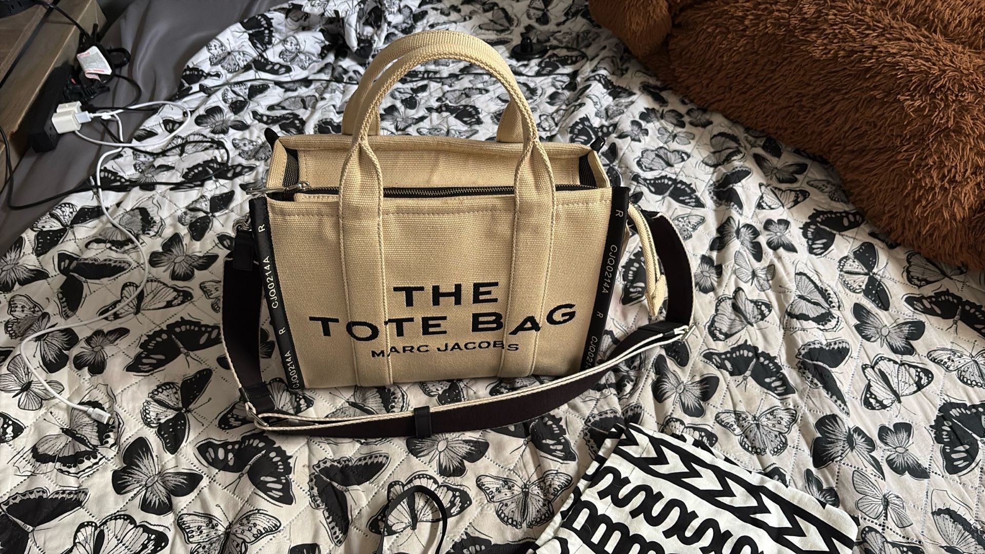 The Tote Bag 