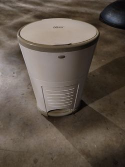 Dekor diaper pail