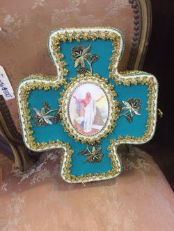 Cross crucifix box jewelry stash