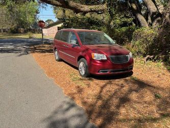 2013 Chrysler Town & Country