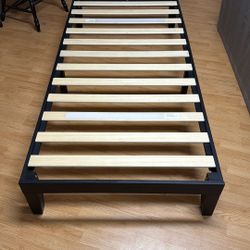 Twin Xl Bed and Mattress