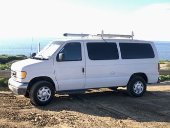 2003 Ford E-350