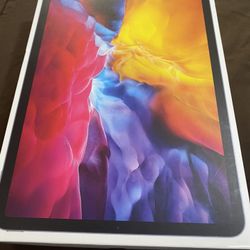 Ipad Pro 11” 128gb Wifi + Cellular