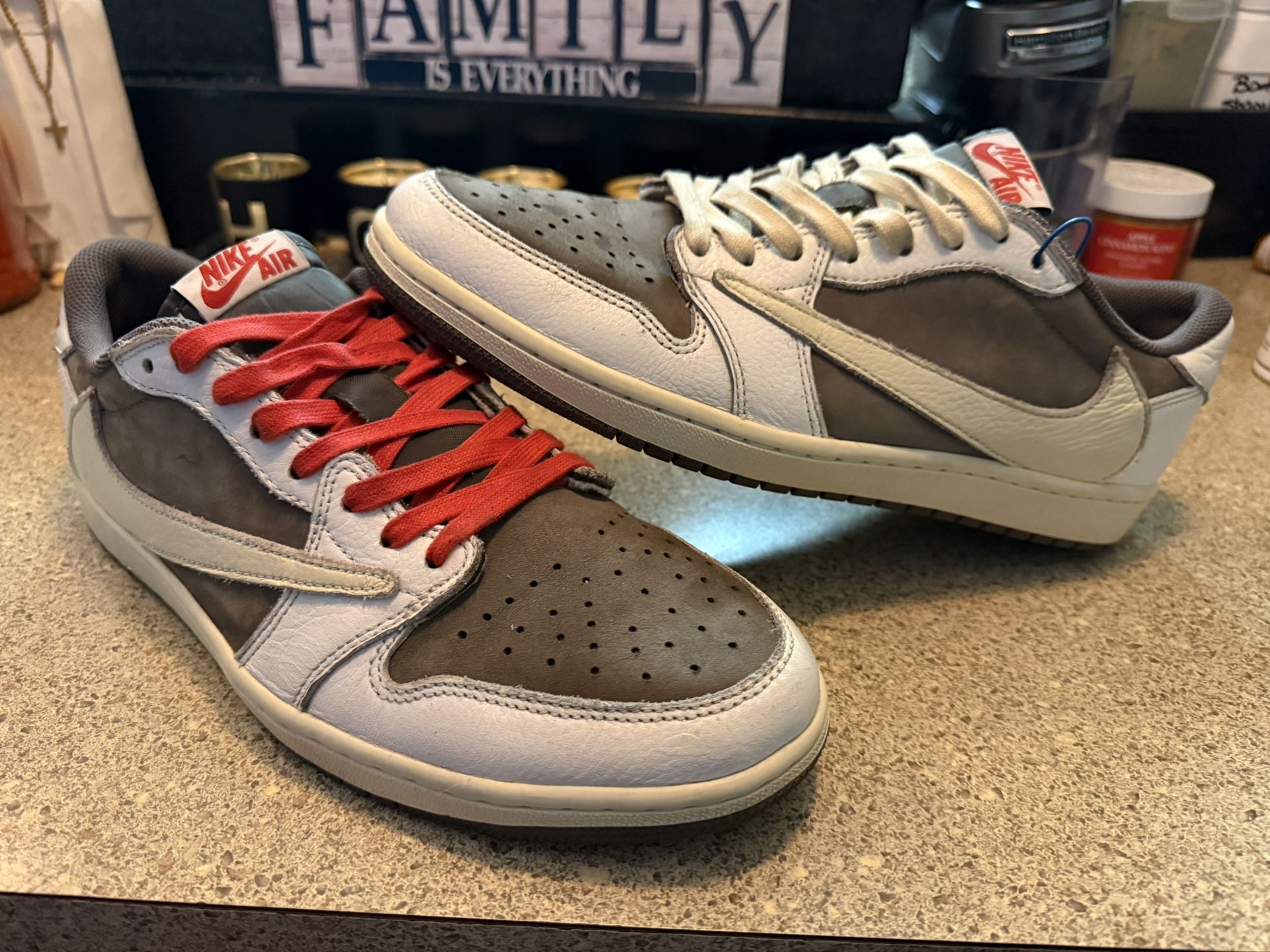 Travis Scott Air Jordan 1 Reverse Mocha 10.5