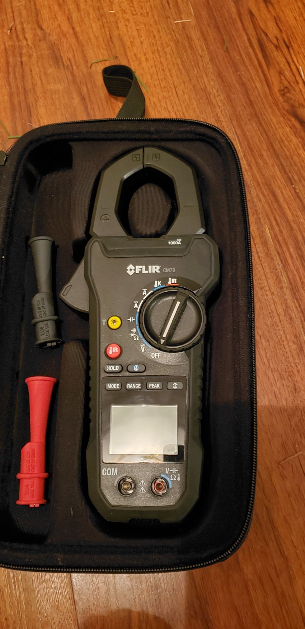 FLIR - Amp./ volt meter and temperature