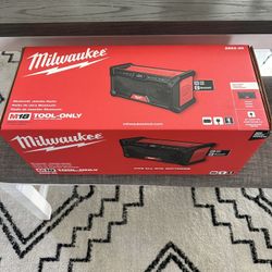 Milwaukee Tools Bluetooth Radio 