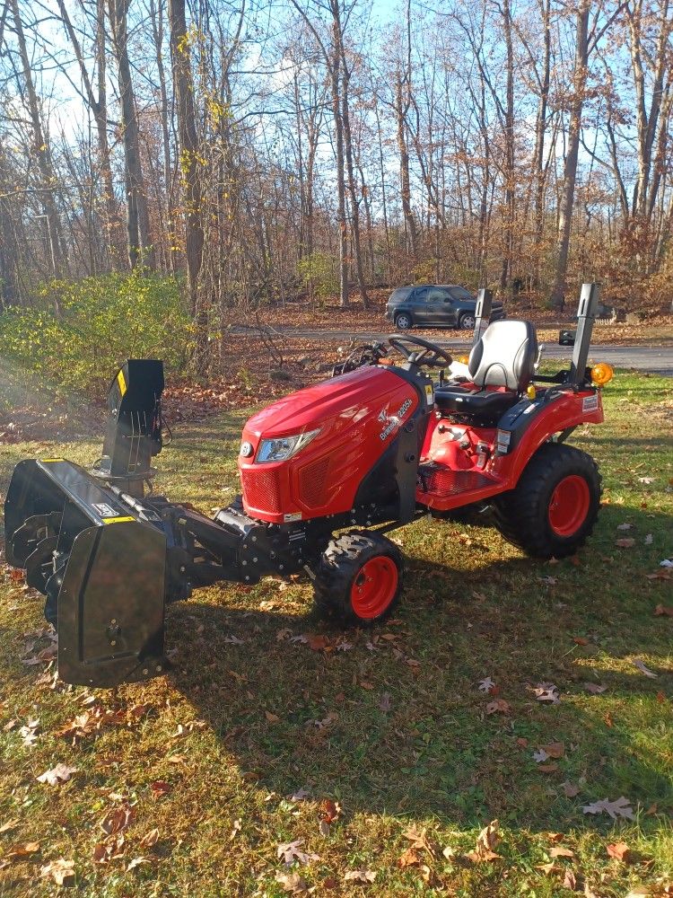 Branson Tractor With Bucket And Snowblower