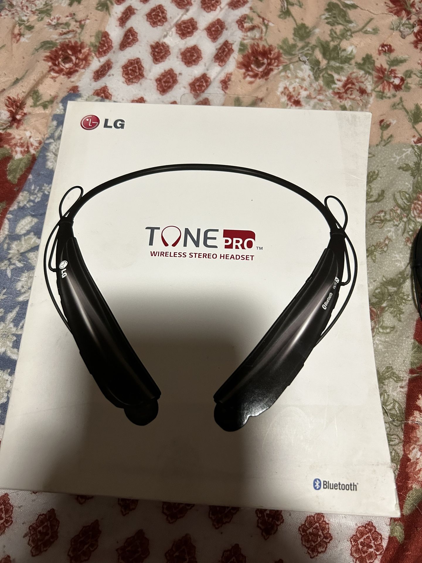 LG Tonepro Wireless Headset 