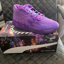 Puma Lamelo Mb1 Purple glimmer Size 9