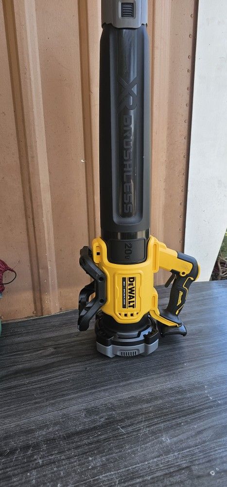 DEWALT 20VMAX XR BRUSHLESS BLOWER BRAND NEW TOOL ONLY
