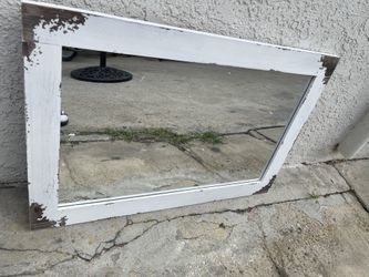 Vanity An Mirror