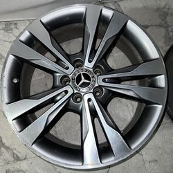 18” OEM 2019 Mercedes C300 Wheels (18x7.5 / 18x8.5) – Curb Rash