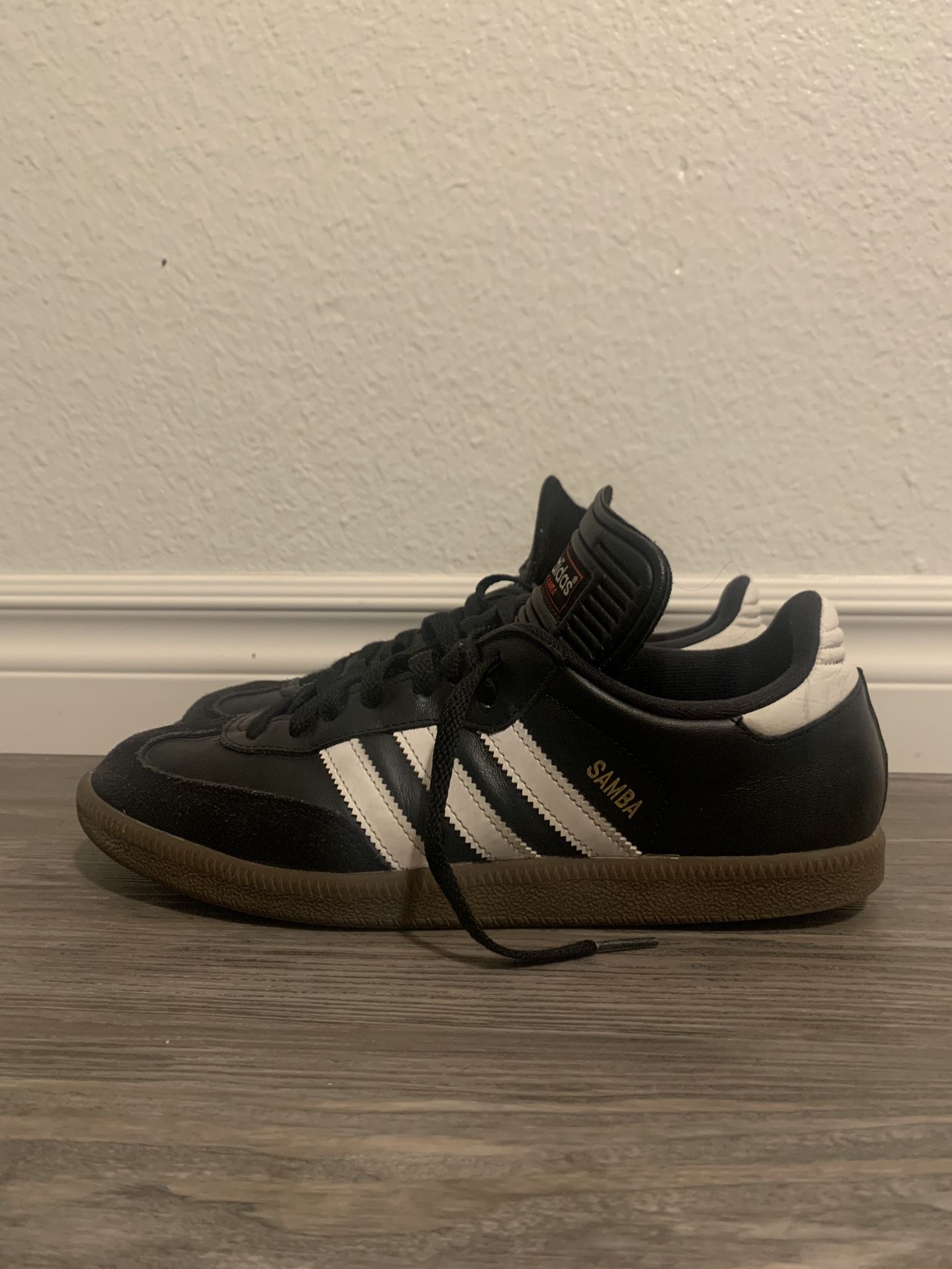 Adidas Samba Size 9.5 Men’s 