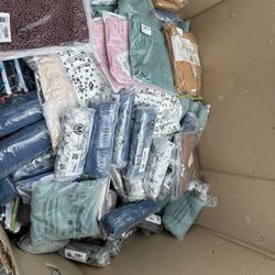 Amazon clothing  Pallets
