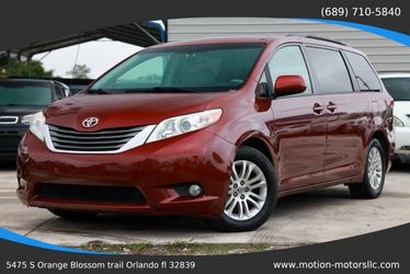 2012 Toyota Sienna