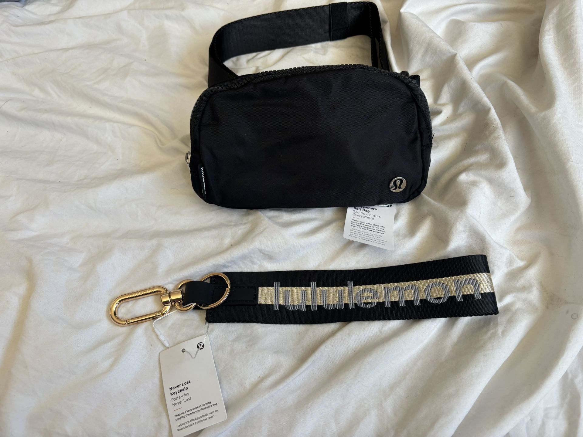 Lululemon Everywhere Belt Bag Brand New And Never List Keychain Black Gold