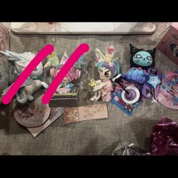 Tokidoki 20th Nijiko And Kuromi X Orbit Cat Figures