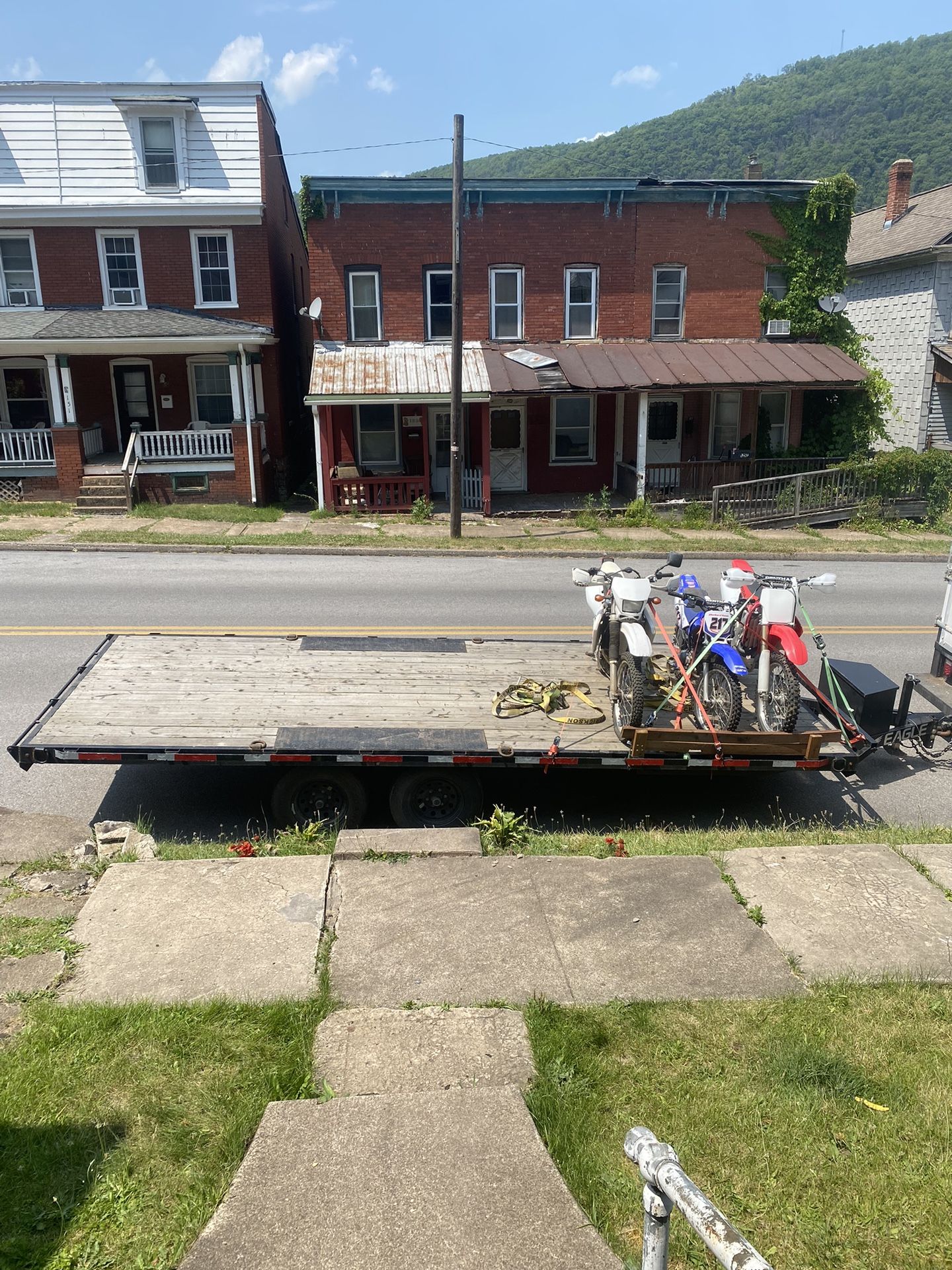 2021 eagle 8.5x 20 10k Trailer With 10’ Aluminum Ramps.