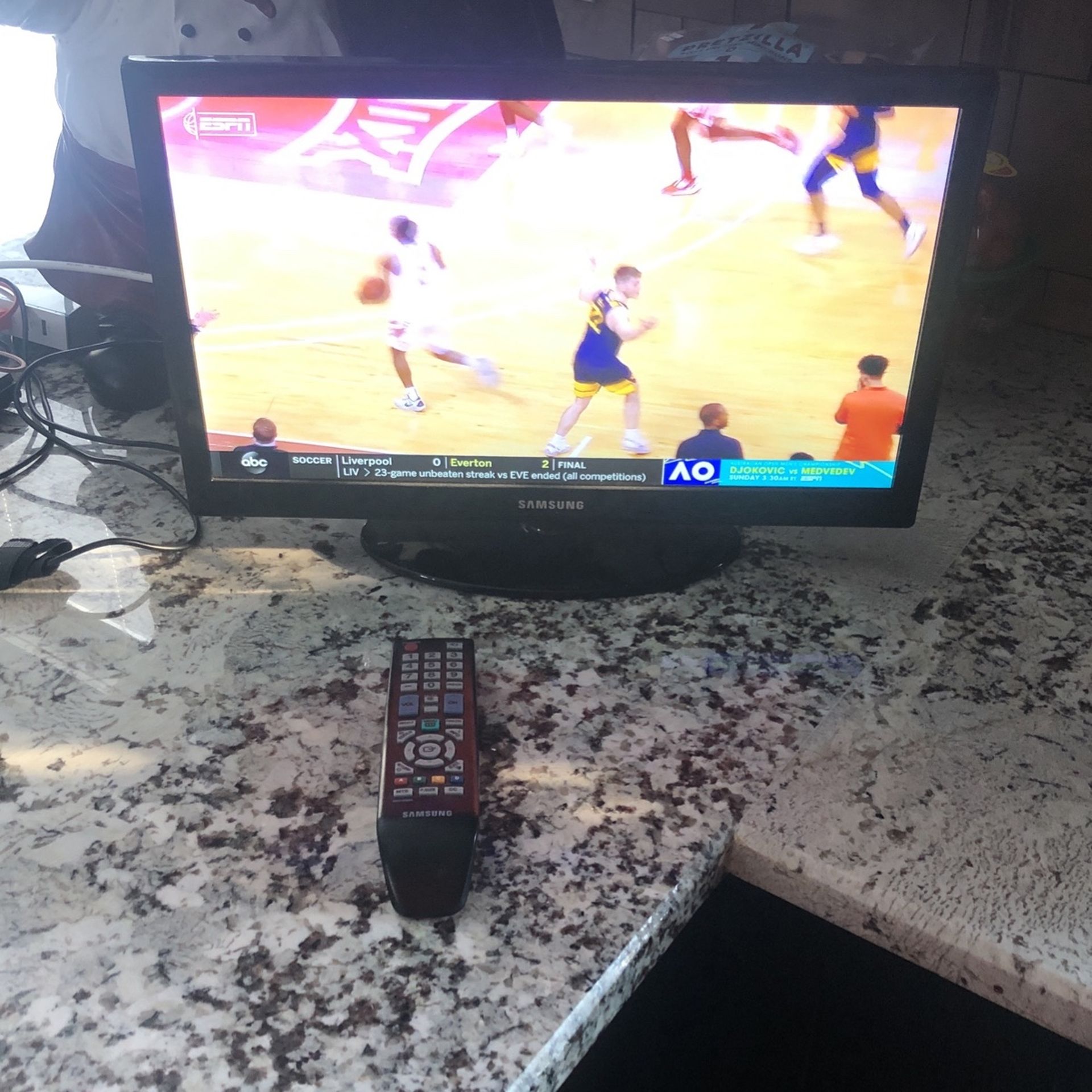 Samsung 19in LCD TV Television