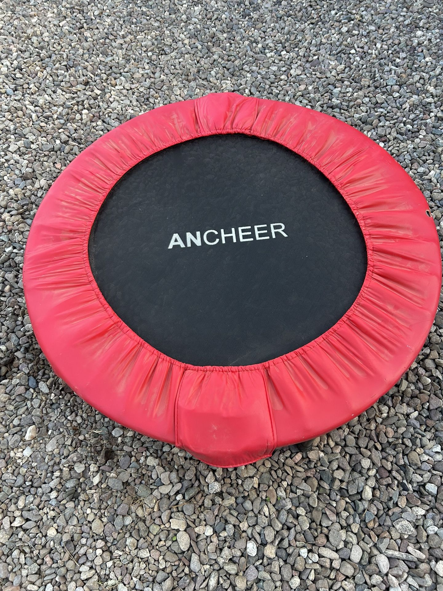 SMALL TRAMPOLINE