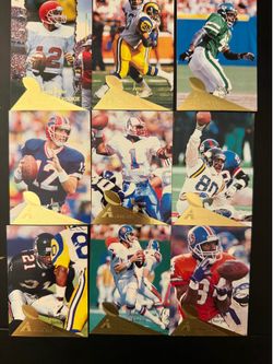 1994 Pinnacle Football Superstar Lot (25 Cards) - Barry Sanders, Rice, Favre, HOF