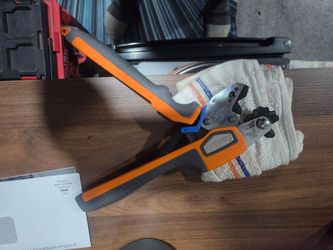 Thomas & Betts TBM45S Crimping Tool with Shure Stake Mechanism