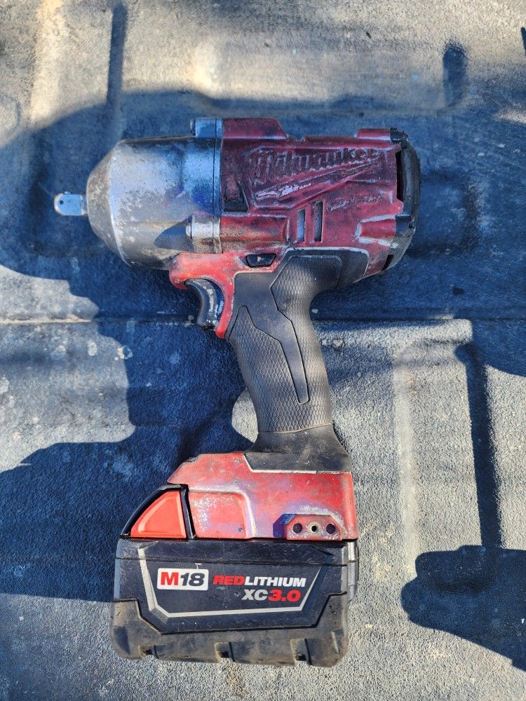 Milwaukee Fuel M18 1/2" Impact wrench With Battery