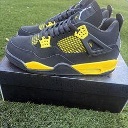 Jordan 4 Yellow Thunder 
