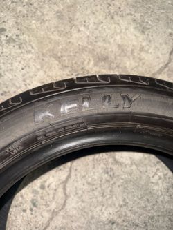 Tire 215 50 17