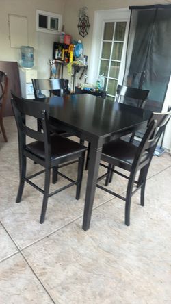 Black Dining table and 4 Chairs