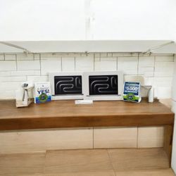 6534640 14” Apple MacBook Pro M3 chip 8gb 10 core 512gb latest model 