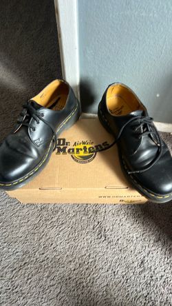 Dr Martens low top boots