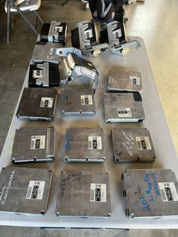 Toyota Tacoma. Computadoras. Parts