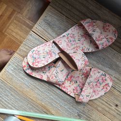 Joie Sandals Like New