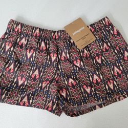 New Patagonia Women’s Barely Baggies Shorts Nylon Tribal Print Size Medium 
