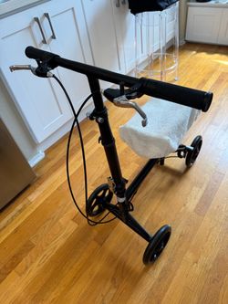 BodyMed Knee Scooter Walker