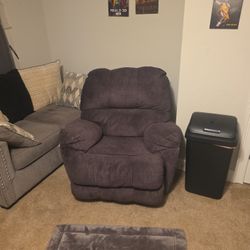 Lazy Boy Chair 