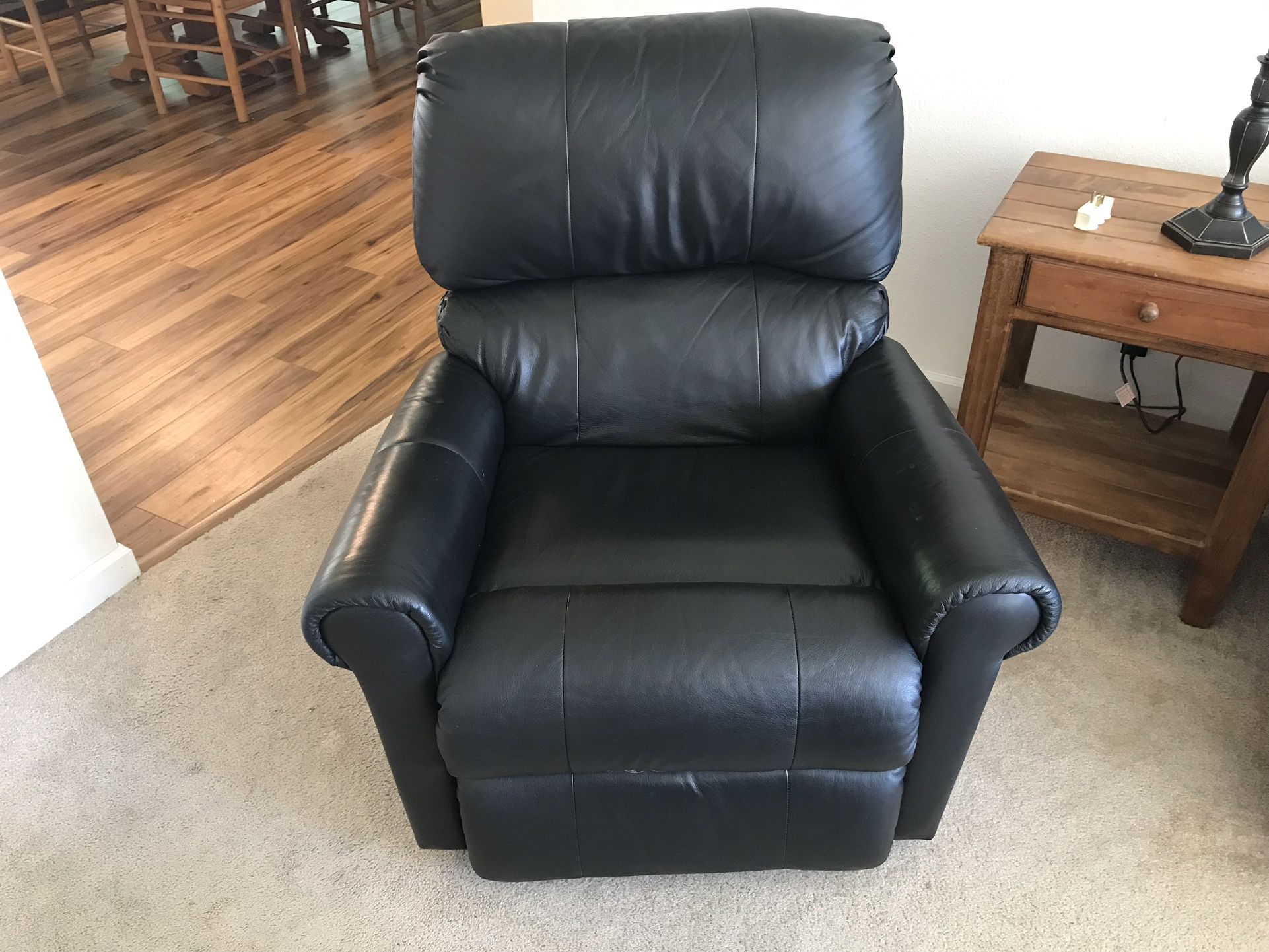 Electric Chair for Sale in Graham, WA OfferUp